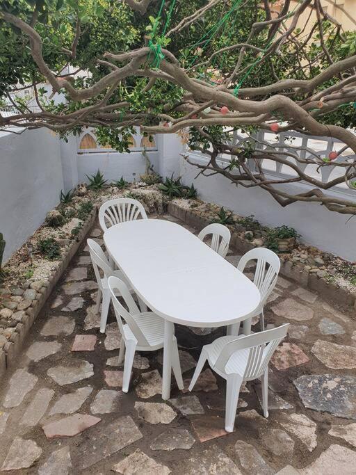 La Caseblanque Maison Pres De La Plage : Wifi-Clim-Barbecue Canet-en-Roussillon Exterior photo